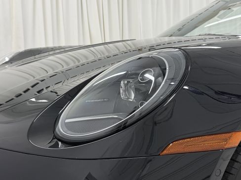 Certified 2022 Porsche 911 Targa 4S image 19