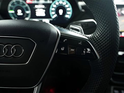 Used 2024 Audi RS e-tron GT image 41