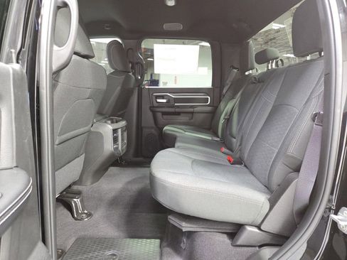 New 2026 RAM 2500 Big Horn AWD/4WD image 33