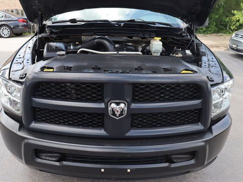 Used 2017 RAM 2500 Tradesman w/ Power & Remote Entry Group RWD image 24
