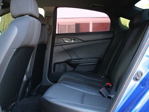 Used 2019 Honda Civic Sport image 12