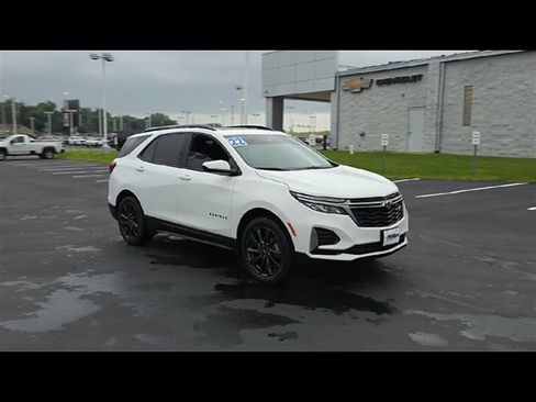 Certified 2022 Chevrolet Equinox RS AWD/4WD image 2