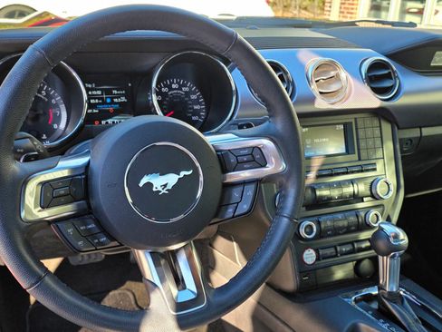 Used 2015 Ford Mustang GT image 11