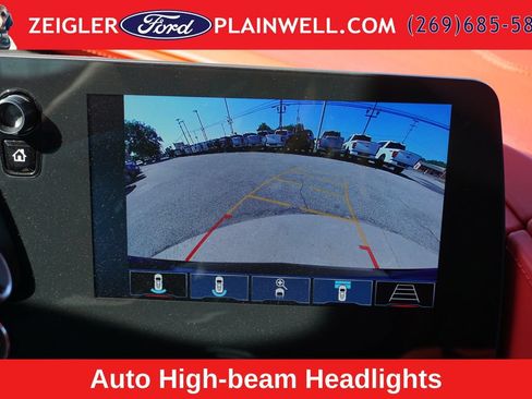 Used 2024 Chevrolet Corvette Stingray Premium Conv w/ Z51 Performance Package RWD image 18