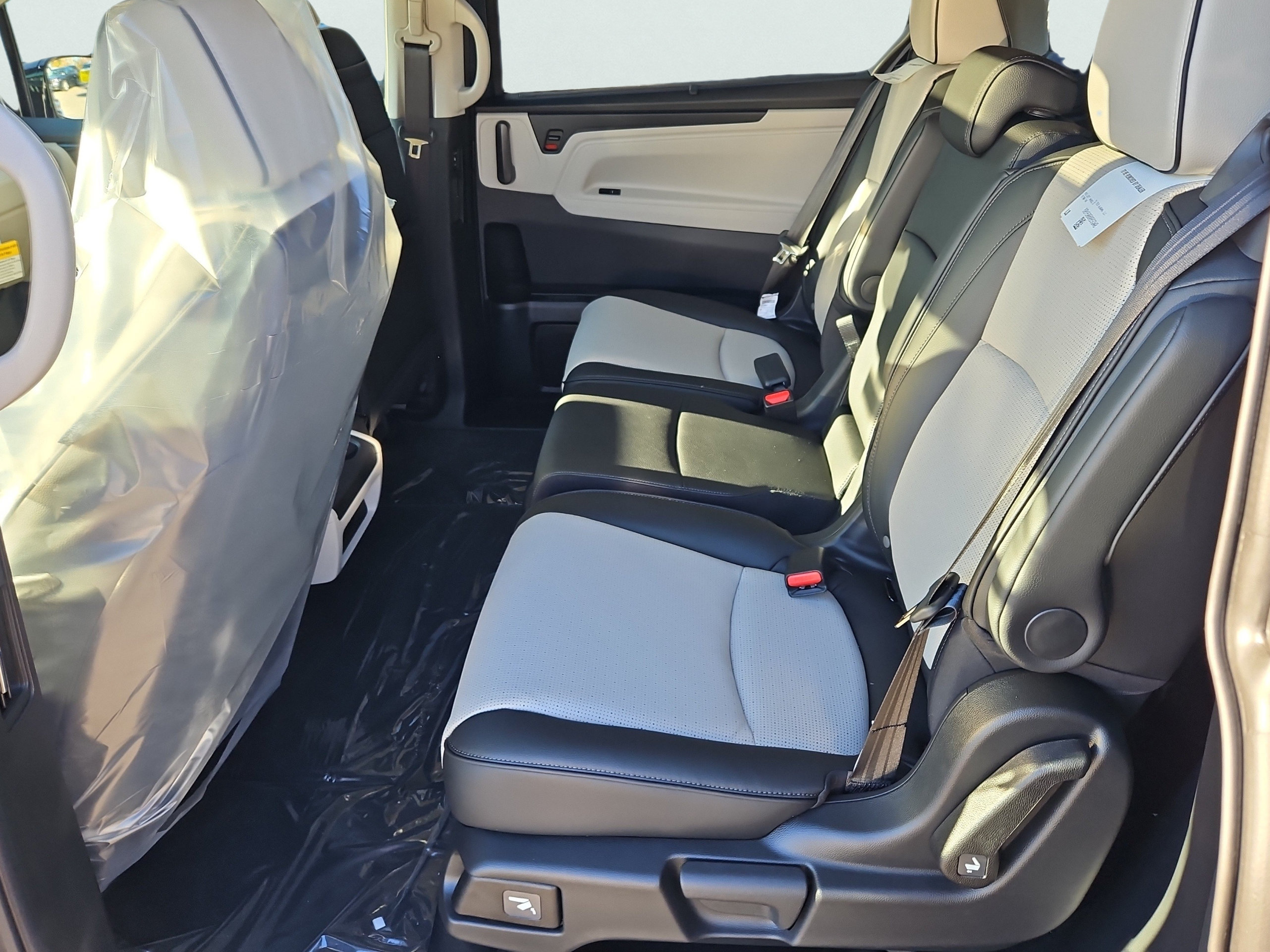 New 2027 Honda Odyssey Elite image 22