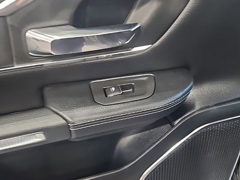 Used 2025 RAM 1500 Laramie image 21