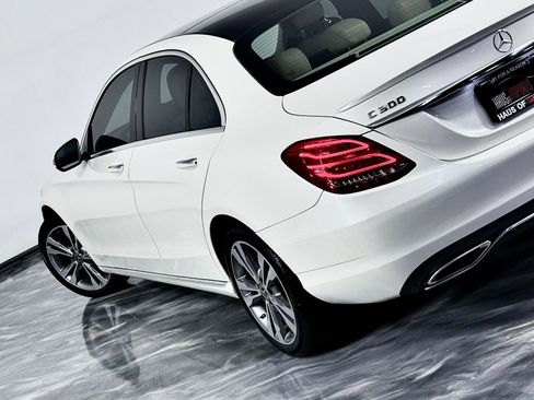 Used 2018 Mercedes-Benz C 300 4MATIC Sedan image 13
