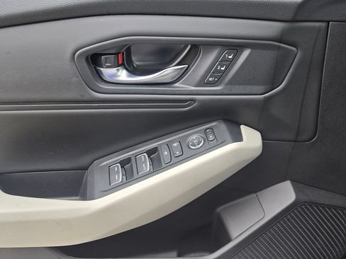 Used 2024 Honda Accord EX-L image 25