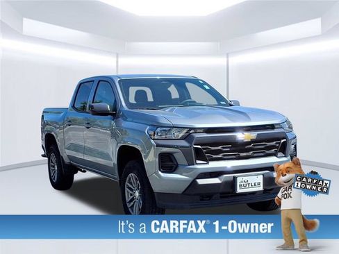 Used 2026 Chevrolet Colorado LT w/ Advanced Trailering Package AWD/4WD image 3