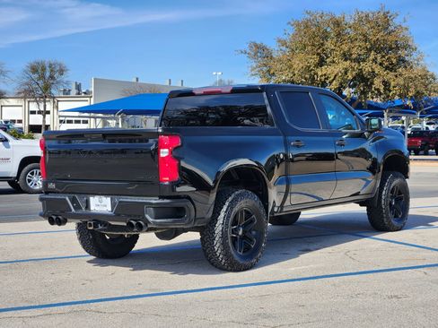 Used 2021 Chevrolet Silverado 1500 Custom Trail Boss w/ Midnight Edition image 7