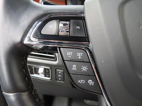 Used 2024 Lincoln Navigator L Reserve w/ Equipment Group 201A image 61