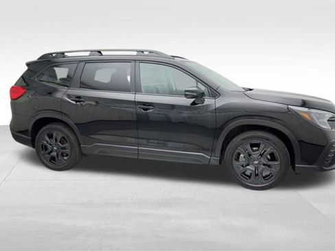 Used 2023 Subaru Ascent Onyx Edition image 10