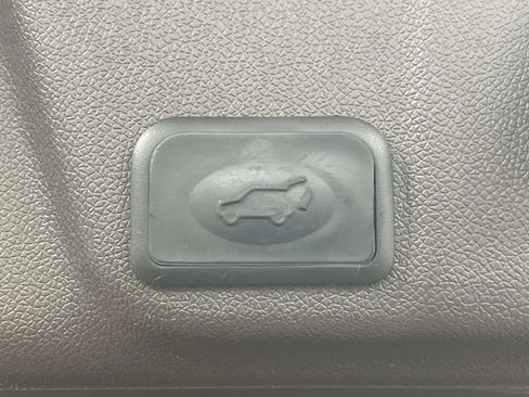 Used 2015 Buick Enclave Leather w/ Trailering Package FWD image 16