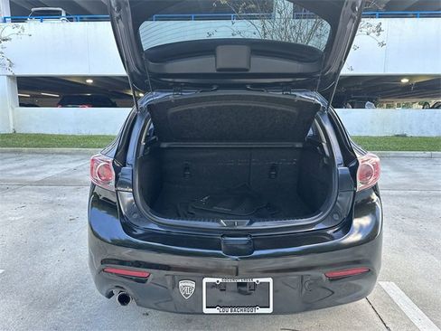 Used 2013 MAZDA MAZDA3 i Touring image 21