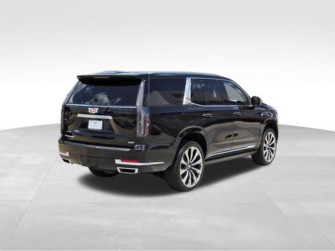 New 2026 Cadillac Escalade Luxury w/ Touring Package AWD/4WD image 4