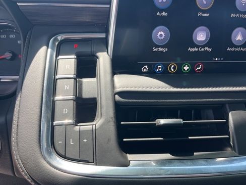 Used 2021 Chevrolet Tahoe Z71 w/ Z71 Signature Package image 24