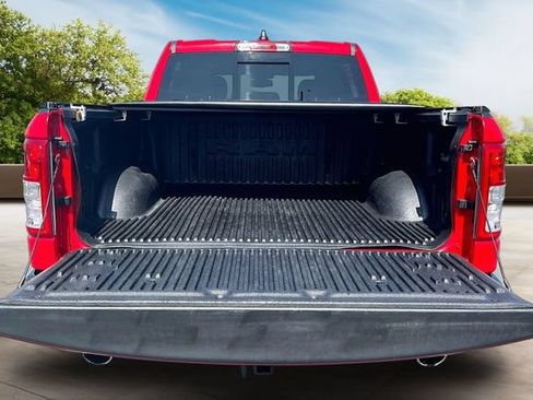 Used 2019 RAM 1500 Big Horn AWD/4WD image 7