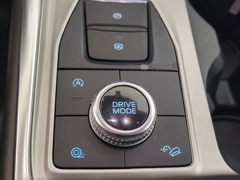 Used 2024 Ford Explorer Limited image 30