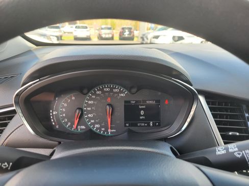 Used 2017 Chevrolet Trax LS FWD image 27