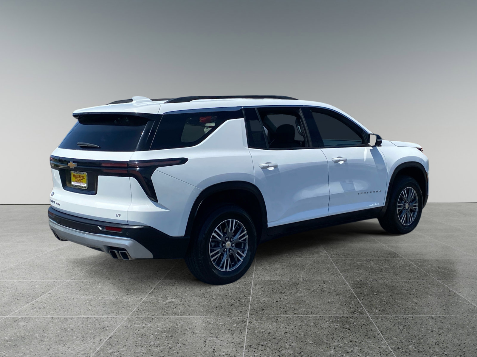 Used 2024 Chevrolet Traverse LT AWD/4WD image 5