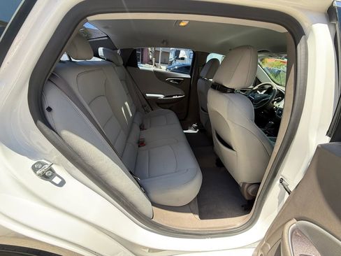 Used 2020 Chevrolet Malibu LS w/ LPO, Convenience Package 2 FWD image 17