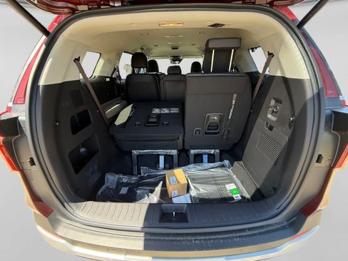 New 2026 Kia Carnival EX FWD image 22