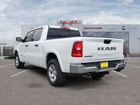 New 2026 RAM 1500 2WD Crew Cab image 3