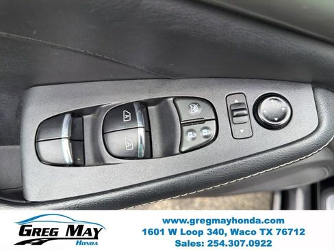 Used 2022 Nissan Maxima SV FWD image 20