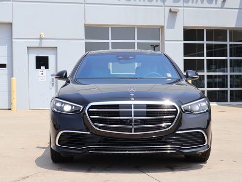 Certified 2023 Mercedes-Benz S 580 4MATIC Sedan image 2
