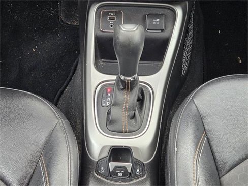 Used 2019 Jeep Compass Latitude w/ Popular Equipment Group image 12