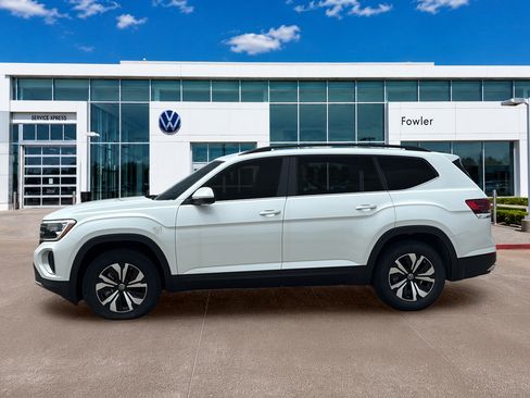 New 2026 Volkswagen Atlas SE FWD image 8
