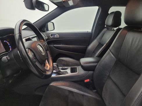Used 2017 Jeep Grand Cherokee Altitude AWD/4WD image 17
