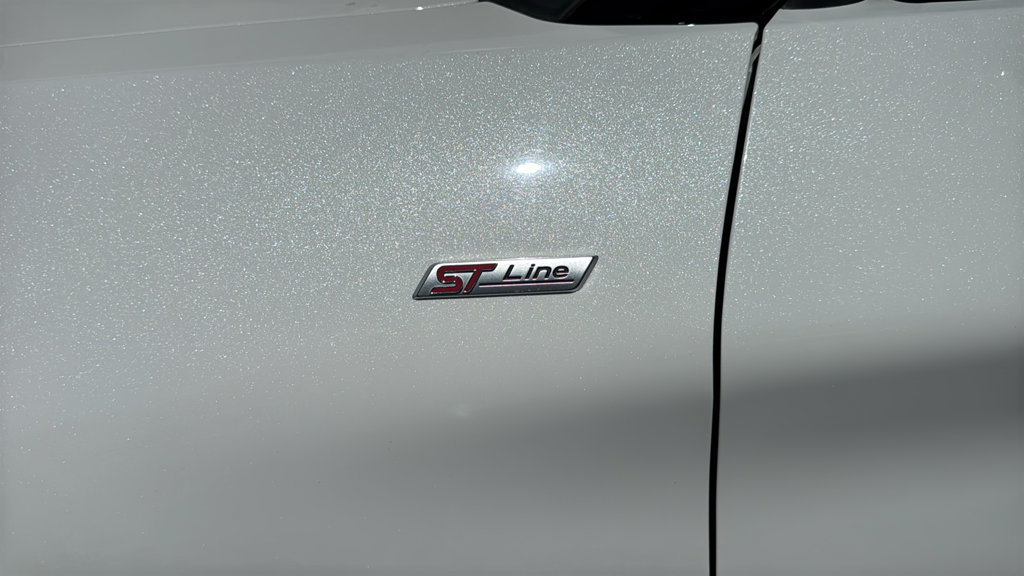 Certified 2022 Ford Explorer ST-Line w/ Class IV Trailer Tow Package RWD image 7