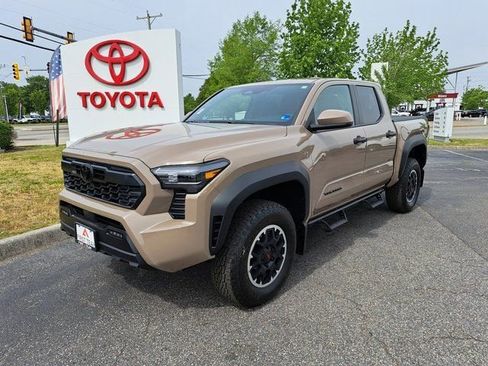New 2026 Toyota Tacoma TRD Off-Road AWD/4WD image 2