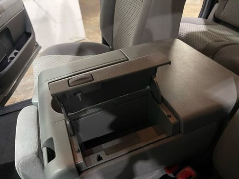 Used 2012 Toyota Tundra 4x4 Double Cab w/ Tow Pkg image 27