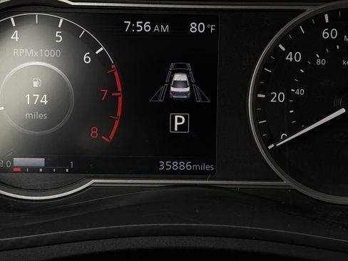 Used 2025 Nissan Versa SV FWD image 34