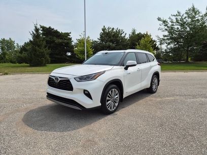 Used 2021 Toyota Highlander Platinum