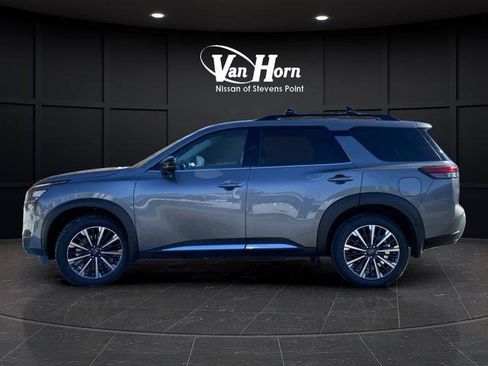 New 2026 Nissan Pathfinder Platinum w/ Cargo Package AWD/4WD image 35