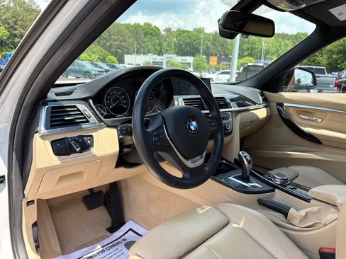 Used 2016 BMW 328i Sedan RWD image 15