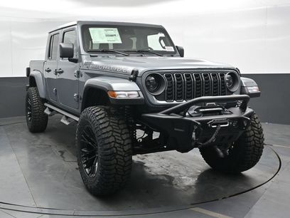 New 2025 Jeep Gladiator Sport