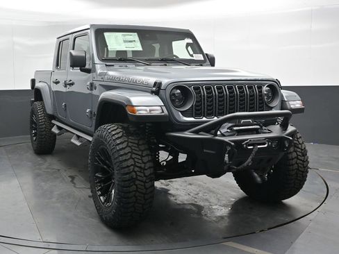 New 2025 Jeep Gladiator Sport AWD/4WD image 4