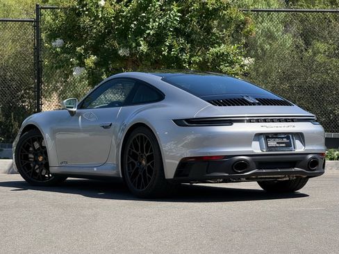Certified 2024 Porsche 911 Carrera GTS RWD image 3