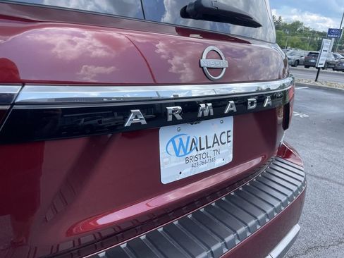 Used 2024 Nissan Armada Platinum w/ Captain's Chairs Package AWD/4WD image 7