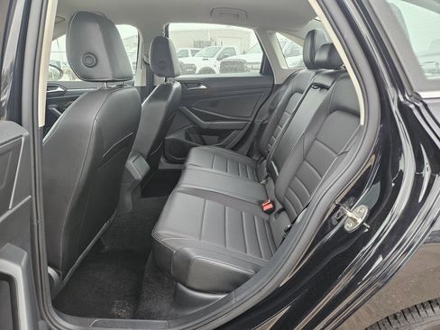 Used 2024 Volkswagen Jetta SE image 14