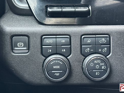 Certified 2025 Chevrolet Silverado 3500 High Country w/ Technology Package image 31