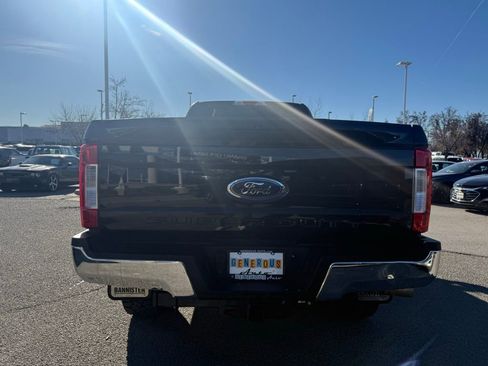 Used 2019 Ford F250 XLT image 6