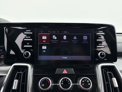 Used 2022 Kia Sorento LX FWD image 6