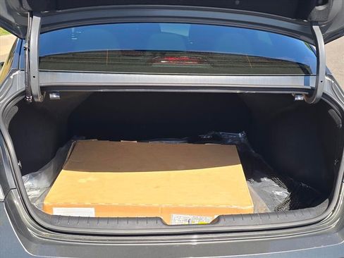 Certified 2025 Hyundai Elantra Sport FWD image 10