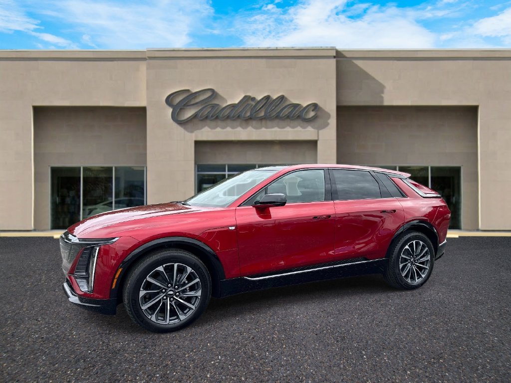 New 2027 Cadillac Lyriq Sport RWD image 7