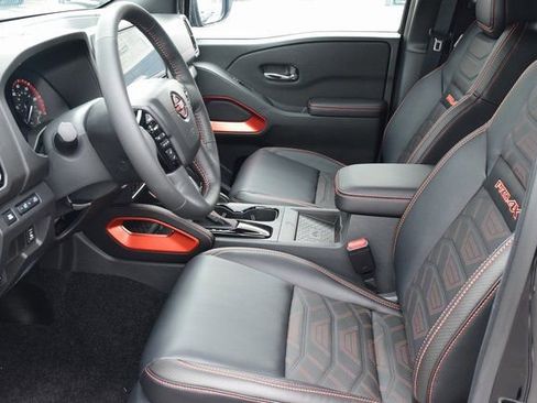 New 2025 Nissan Frontier PRO-4X w/ Pro Premium Package image 11